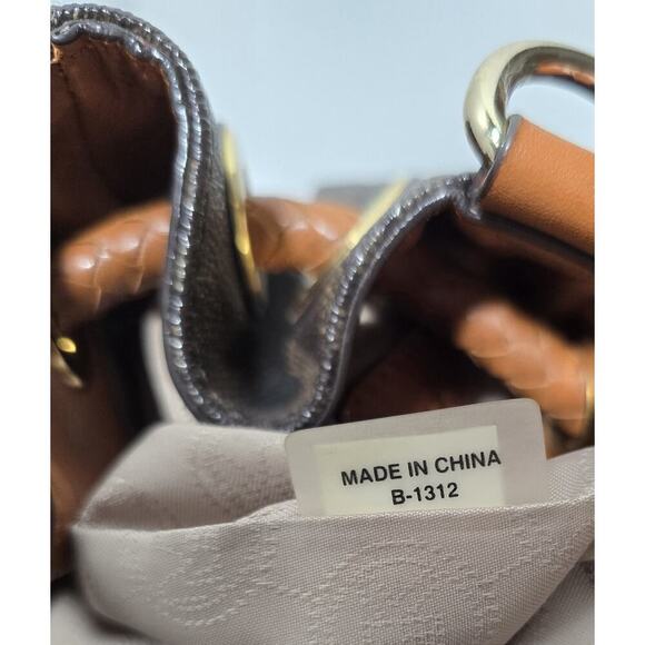 MICHAEL Michael Kors MARINA Hobo Bag Signature Canvas Tassel Drawstring Large - Picture 16 of 16